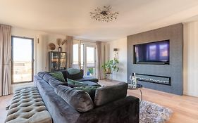 Matti Beach Town House